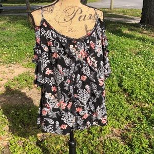 White House black market Top